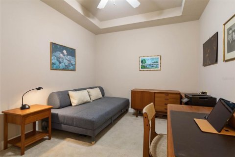 Townhouse in Palm Coast, Florida 2 bedrooms, 178.28 sq.m. № 2337343 - photo 27