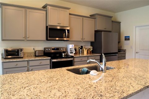 House in Zephyrhills, Florida 3 bedrooms, 173.17 sq.m. № 1522824 - photo 30