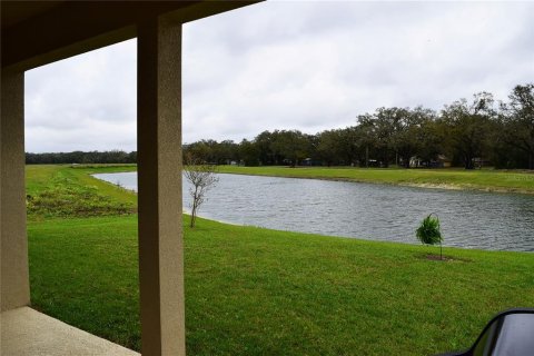 House in Zephyrhills, Florida 3 bedrooms, 173.17 sq.m. № 1522824 - photo 4
