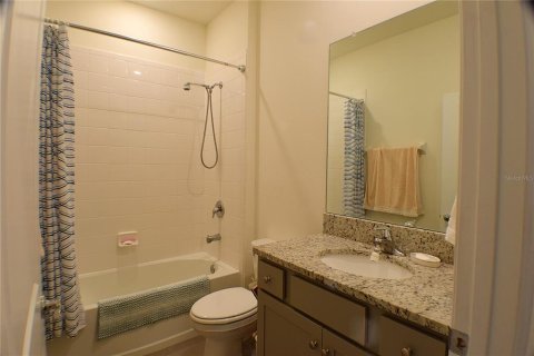 House in Zephyrhills, Florida 3 bedrooms, 173.17 sq.m. № 1522824 - photo 12