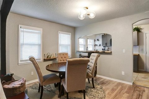 House in Tampa, Florida 2 bedrooms, 76.92 sq.m. № 1852638 - photo 9