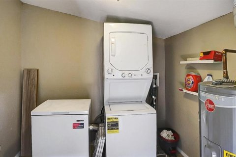 House in Tampa, Florida 2 bedrooms, 76.92 sq.m. № 1852638 - photo 21