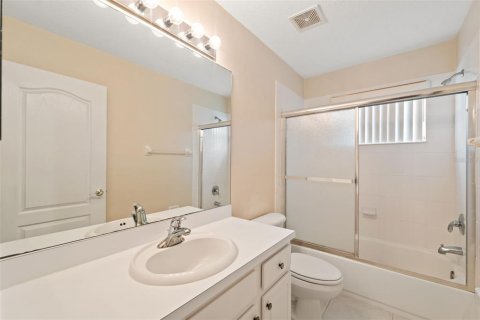 Villa ou maison à vendre à Tampa, Floride: 4 chambres, 272.2 m2 № 1885428 - photo 26