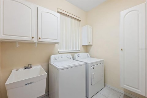 Villa ou maison à vendre à Tampa, Floride: 4 chambres, 272.2 m2 № 1885428 - photo 11