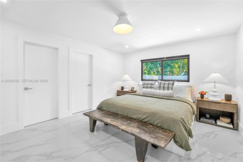 Villa ou maison à vendre à Palmetto Bay, Floride: 5 chambres, 256.22 m2 № 2181801 - photo 28