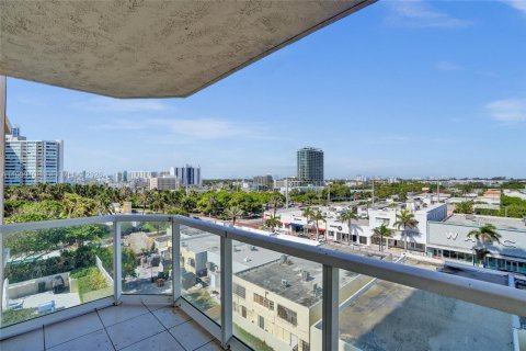 Copropriété à louer à Miami Beach, Floride: 2 chambres, 130.99 m2 № 2060808 - photo 14