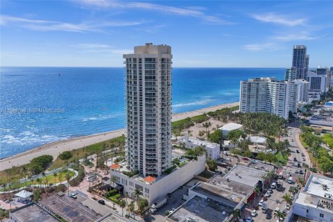 Copropriété à louer à Miami Beach, Floride: 2 chambres, 130.99 m2 № 2060808 - photo 24