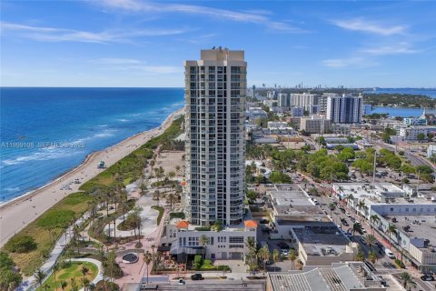 Copropriété à louer à Miami Beach, Floride: 2 chambres, 130.99 m2 № 2060808 - photo 25