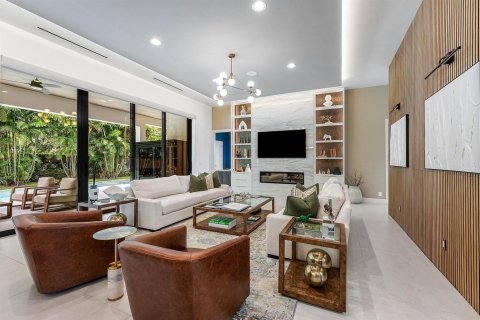 House in Boca Raton, Florida 5 bedrooms, 480.86 sq.m. № 2186695 - photo 14