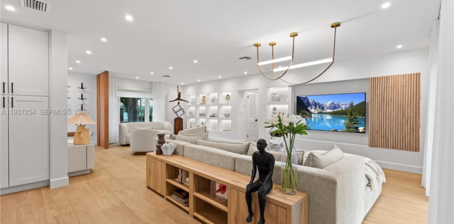 Casa en Miami, Florida 4 dormitorios, 230.21 m2 № 2000263