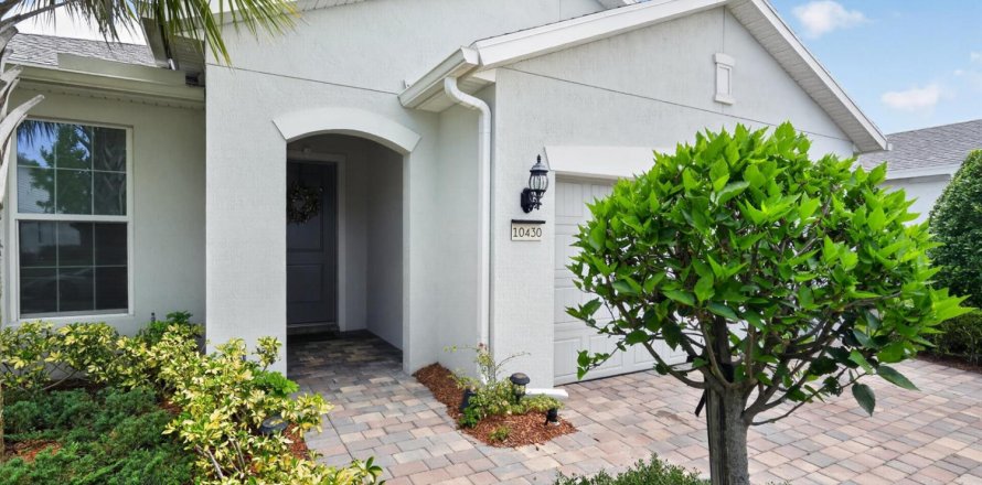 Villa ou maison à Port St. Lucie, Floride 4 chambres, 183.2 m2 № 2248090
