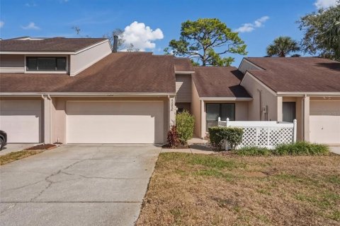 Touwnhouse à vendre à Tampa, Floride: 2 chambres, 154.96 m2 № 2097460 - photo 2