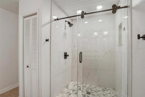 Touwnhouse à vendre à Tampa, Floride: 2 chambres, 154.96 m2 № 2097460 - photo 24