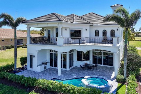 House in Port St. Lucie, Florida 4 bedrooms, 414.07 sq.m. № 2146668 - photo 3