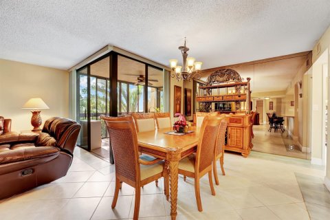 Condo in Delray Beach, Florida, 2 bedrooms № 2191525 - photo 5