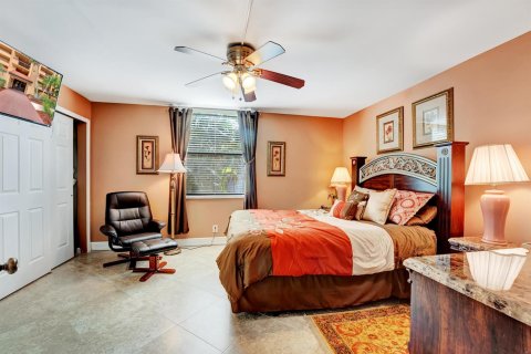 Condo in Delray Beach, Florida, 2 bedrooms № 2191525 - photo 15