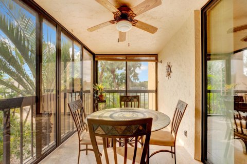 Condo in Delray Beach, Florida, 2 bedrooms № 2191525 - photo 19