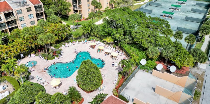 Condo in Delray Beach, Florida, 2 bedrooms № 2191525