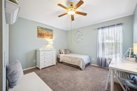 House in Tampa, Florida 4 bedrooms, 216.93 sq.m. № 1638001 - photo 18