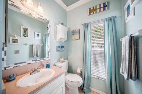 House in Tampa, Florida 4 bedrooms, 216.93 sq.m. № 1638001 - photo 23