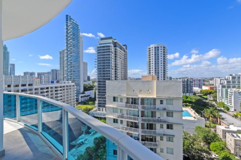 Снять в аренду кондоминиум в Майами, Флорида 2 спальни, 130.06м2, № 1956373 - фото 21