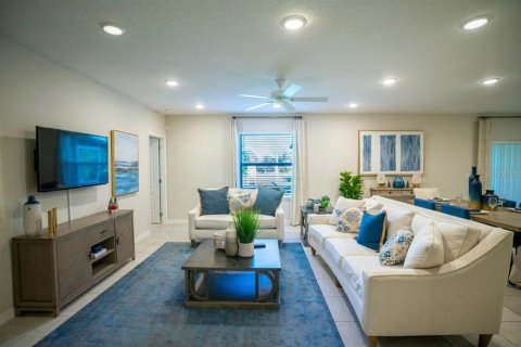 Villa ou maison à vendre à Deltona, Floride: 4 chambres, 173.45 m2 № 1540616 - photo 7