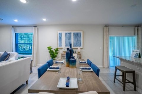 Villa ou maison à vendre à Deltona, Floride: 4 chambres, 173.45 m2 № 1540616 - photo 8