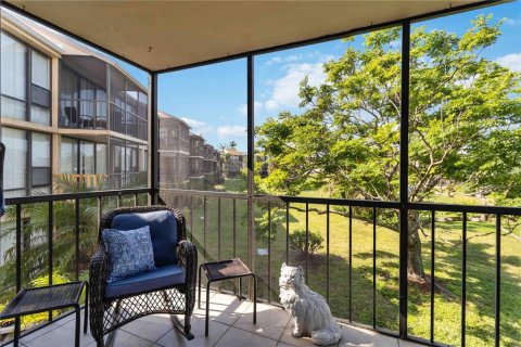 Condo in Venice, Florida, 2 bedrooms  № 2379740 - photo 30