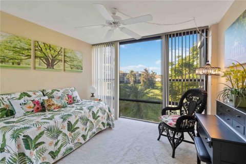 Condo in Venice, Florida, 2 bedrooms  № 2379740 - photo 26