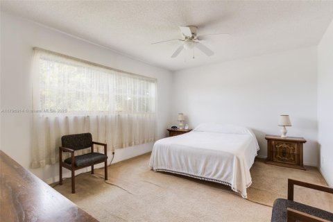 Condo in Margate, Florida, 2 bedrooms  № 1959132 - photo 14
