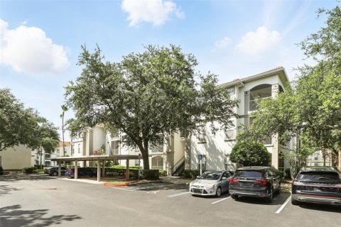 Condominio en venta en Orlando, Florida, 2 dormitorios, 98.85 m2 № 1782947 - foto 2