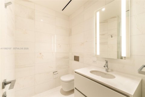 Condo in Miami, Florida, 3 bedrooms  № 2058178 - photo 10