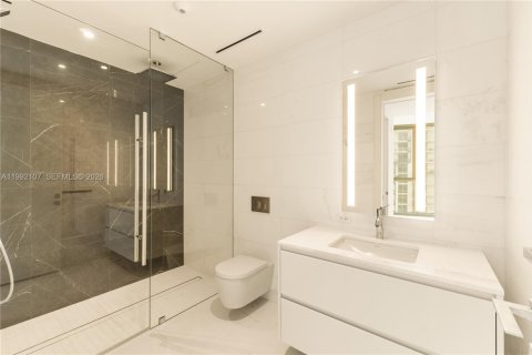 Condo in Miami, Florida, 3 bedrooms  № 2058178 - photo 30