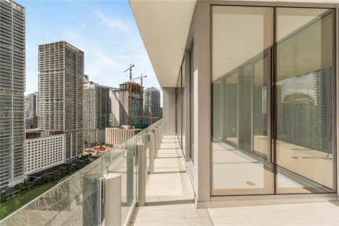 Condo in Miami, Florida, 3 bedrooms  № 2058178 - photo 19