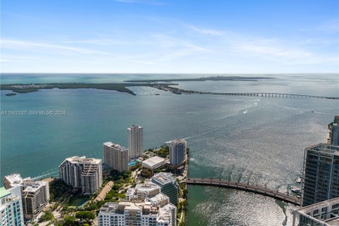 Condo in Miami, Florida, 3 bedrooms  № 2058178 - photo 3