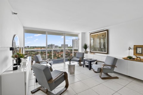 Copropriété à vendre à Aventura, Floride: 2 chambres, 96.43 m2 № 2244314 - photo 12