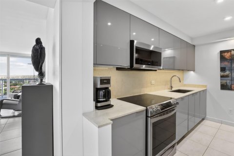Copropriété à vendre à Aventura, Floride: 2 chambres, 96.43 m2 № 2244314 - photo 7