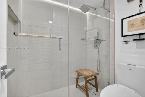 Copropriété à vendre à Aventura, Floride: 2 chambres, 96.43 m2 № 2244314 - photo 28
