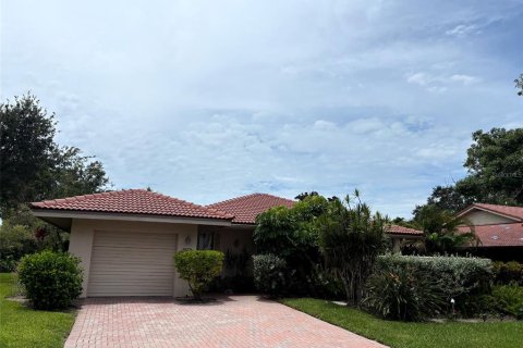 Casa en alquiler en Sarasota, Florida, 2 dormitorios, 145.86 m2 № 1817820 - foto 1