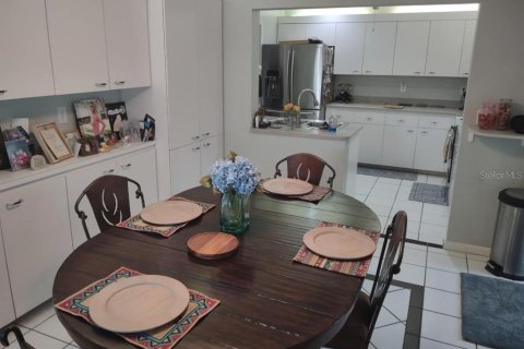 Casa en alquiler en Sarasota, Florida, 2 dormitorios, 145.86 m2 № 1817820 - foto 11