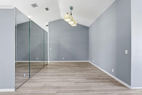 Снять в аренду виллу или дом в Бойнтон-Бич, Флорида 5 комнат, 213.86м2, № 2077531 - фото 10