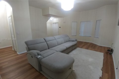 Купить таунхаус в Хомстед, Флорида 2 спальни, 132.94м2, № 1990079 - фото 4