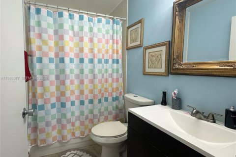 Купить виллу или дом в Майами, Флорида 5 спален, 201.97м2, № 2048271 - фото 8