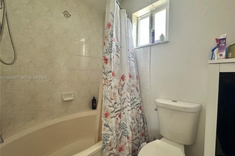 Купить виллу или дом в Майами, Флорида 5 спален, 201.97м2, № 2048271 - фото 13