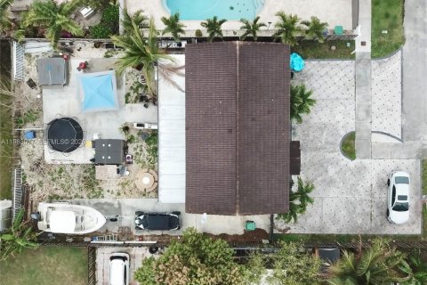 Купить виллу или дом в Майами, Флорида 5 спален, 201.97м2, № 2048271 - фото 16