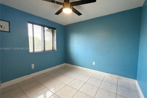 Купить виллу или дом в Майами, Флорида 5 спален, 201.97м2, № 2048271 - фото 9