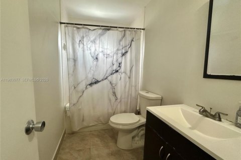 Купить виллу или дом в Майами, Флорида 5 спален, 201.97м2, № 2048271 - фото 10