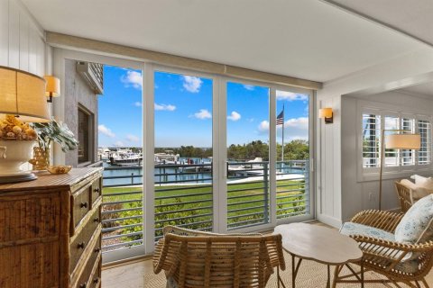 Condominio en venta en Boca Grande, Florida, 2 dormitorios, 145.67 m2 № 1143645 - foto 13
