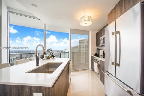 Copropriété à louer à Miami, Floride: 2 chambres, 109.44 m2 № 1997518 - photo 4