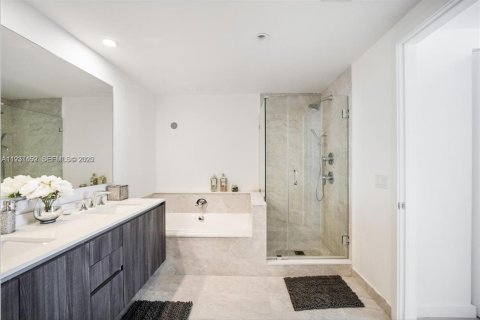 Copropriété à louer à Miami, Floride: 2 chambres, 109.44 m2 № 1997518 - photo 9